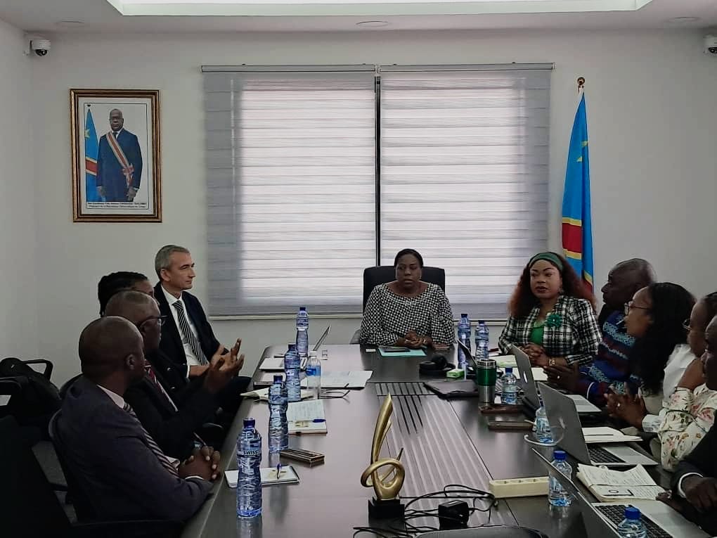 ECHANGE ENTRE LA CTCPM, L’AGENCE FRANCAISE DE DEVELOPPMENT ET LE COREF